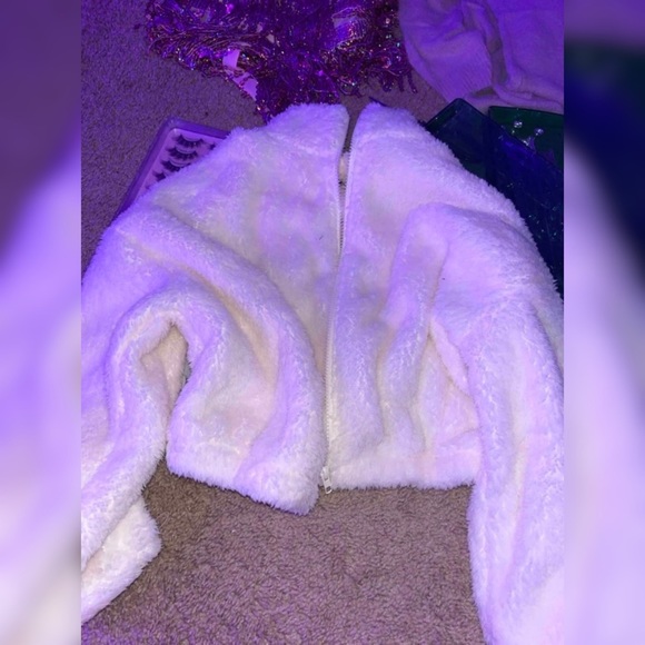 Teddy Jacket - Picture 7 of 7